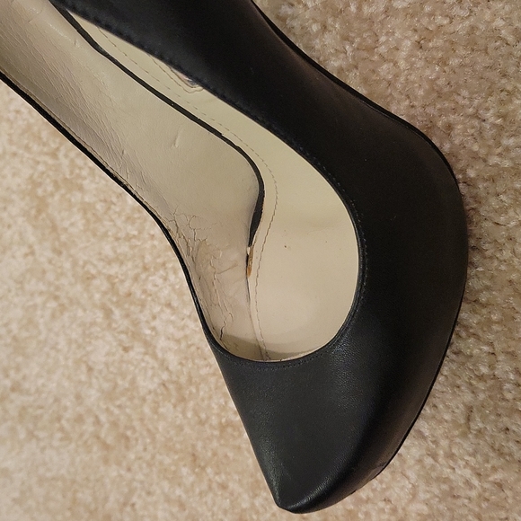 BCBGeneration Classic Black pumps - Picture 5 of 7